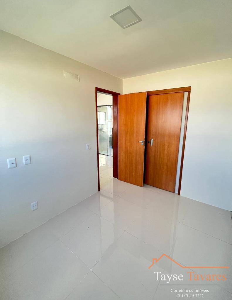 Casa à venda com 4 quartos, 177m² - Foto 8