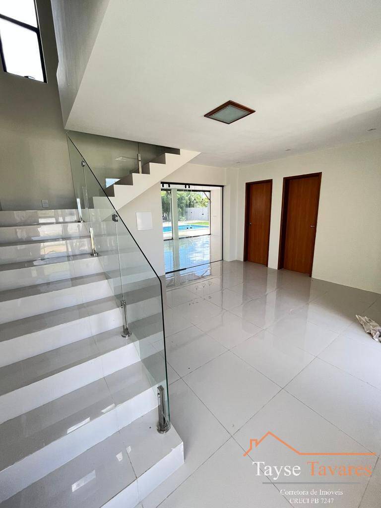 Casa à venda com 4 quartos, 177m² - Foto 16